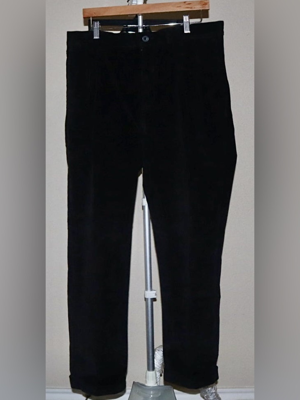 Roundtree & Yorke Navy Blue Casual Pants